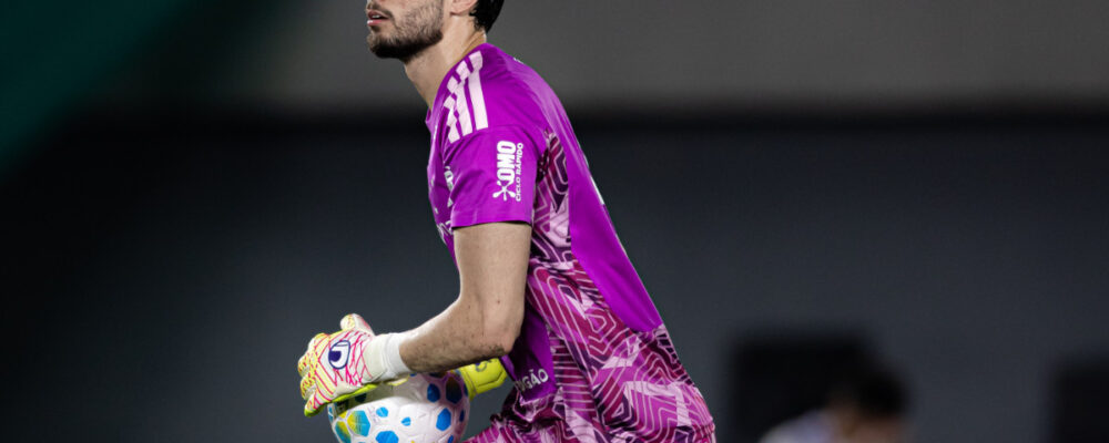 Escalação do Cruzeiro: Artur Jorge muda quatro atletas contra Boca Juniors