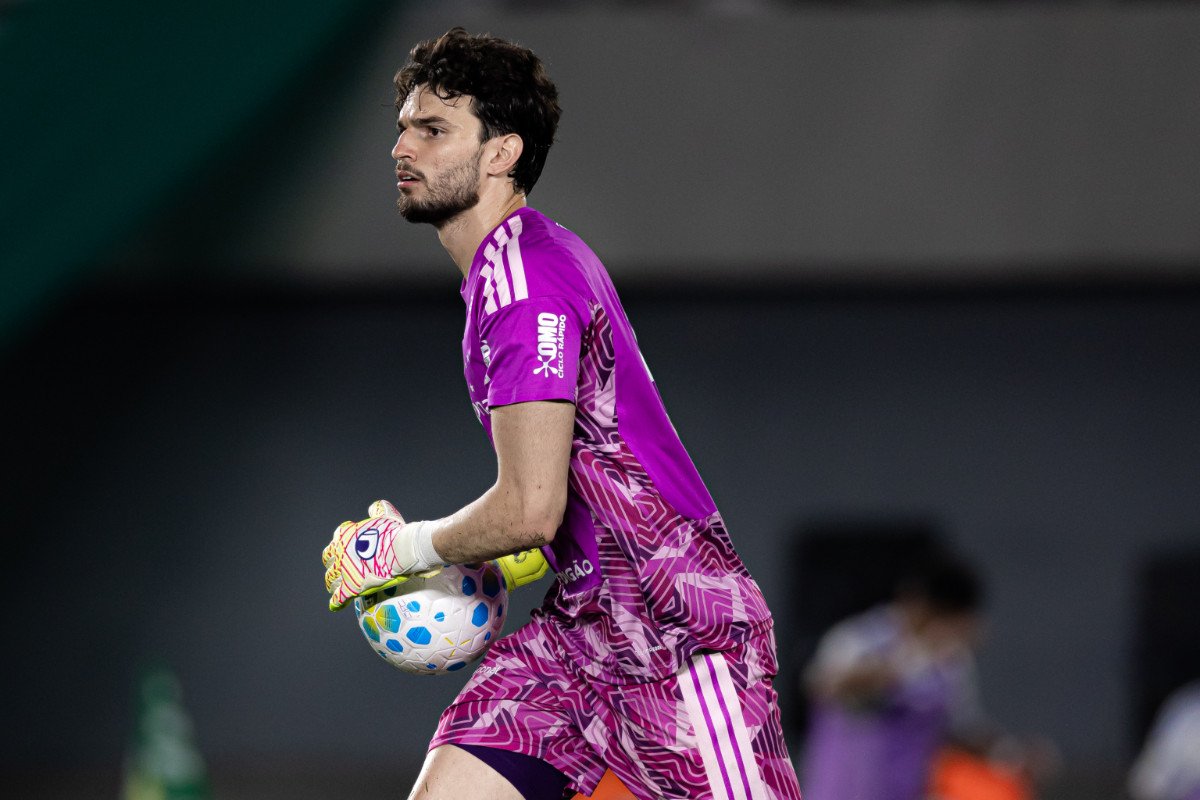 Escalação do Cruzeiro: Artur Jorge muda quatro atletas contra Boca Juniors