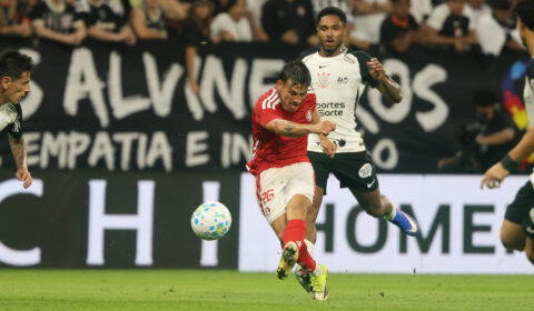 Inter vence Corinthians na Neo Química Arena, e pressão sobre Dorival aumenta