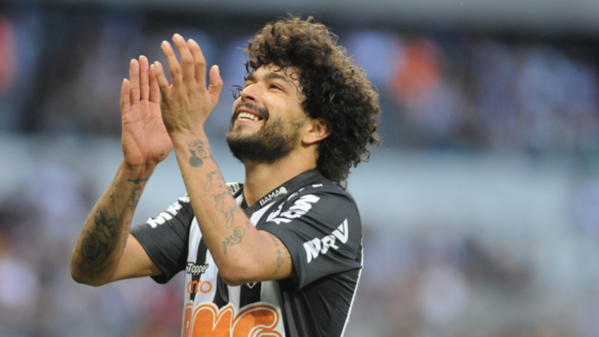 Luan aponta carências no Atlético e sugere seis contratações