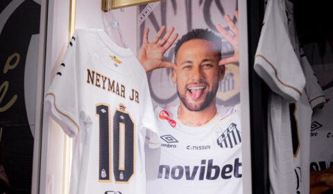 Neymar dá assistência para gol de Thaciano em Santos x Remo