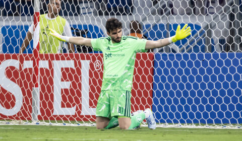 Otávio celebra oportunidade no Cruzeiro e afirma: ‘Estou preparado’