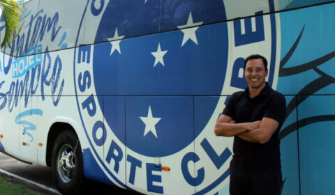 Pedro Junio dá pistas da atuação do Cruzeiro na próxima janela de transferências