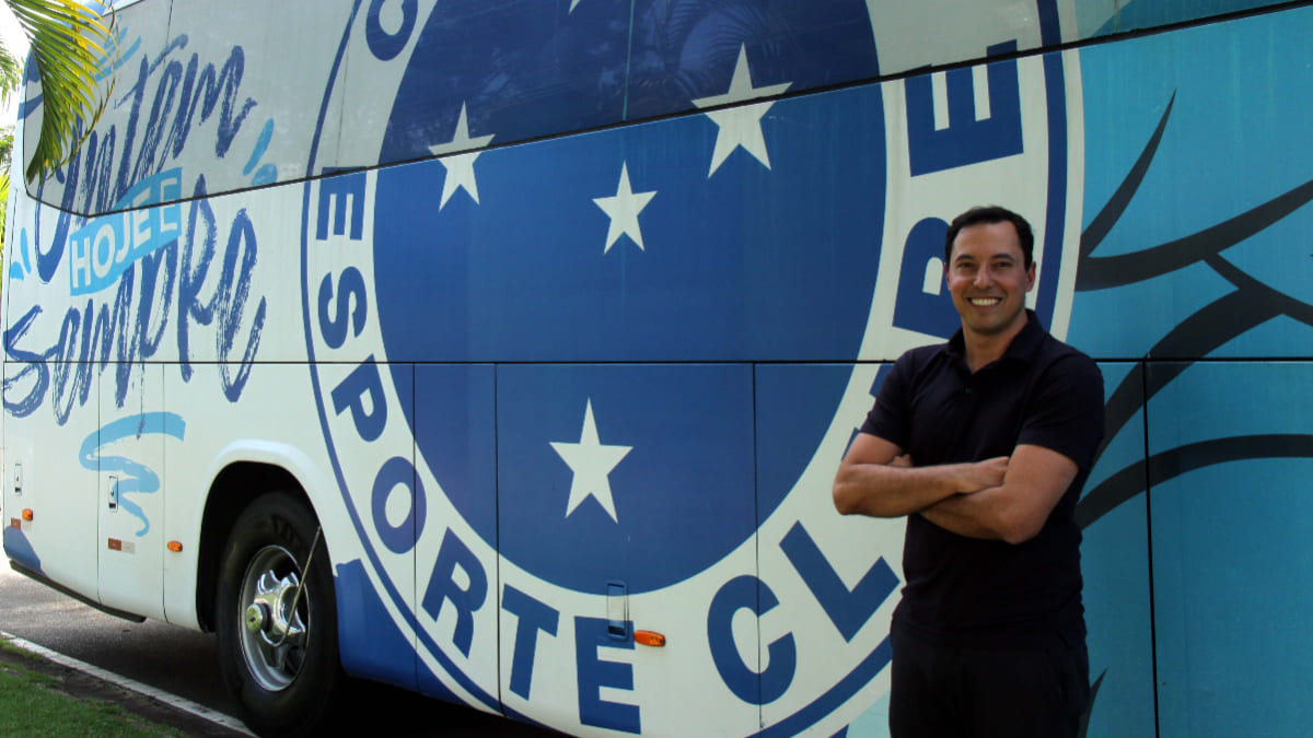 Pedro Junio dá pistas da atuação do Cruzeiro na próxima janela de transferências