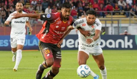 Santos leva gol olímpico e perde do Deportivo Cuenca na estreia da Sul-Americana