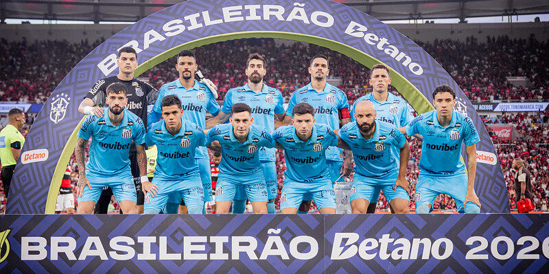 Titular do Santos, ex-Cruzeiro está fora de jogo com Atlético