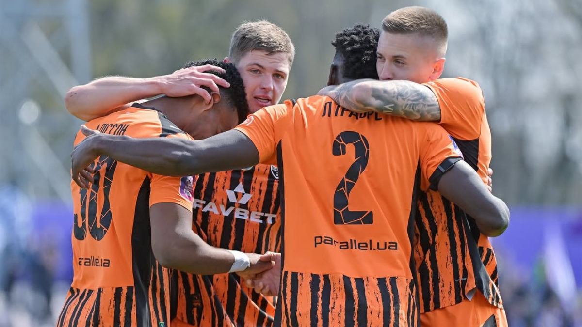 Venda milionária do Atlético prossegue fase artilheira e marca belo gol na Europa