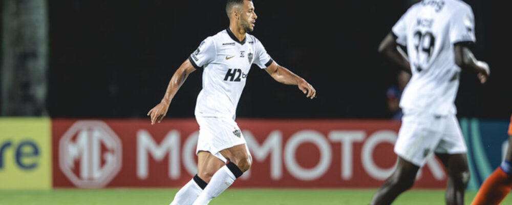 Zagueiro do Atlético prega confiança e opina: ‘Quando ganha esconde muita coisa’