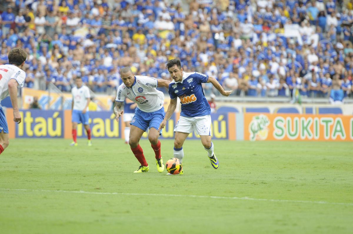 Cruzeiro x Bahia em 2013 - (foto: Ramon Lisboa/EM/D.A Press)