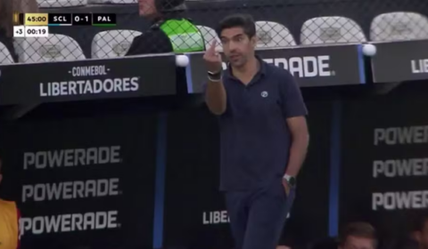 Abel mostrou dedo do meio para jogador do Palmeiras: ‘Cobro muito ele’