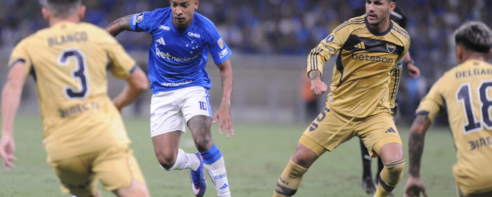 Alerta para Boca x Cruzeiro: três jogadores da Raposa enfrentam Católica pendurados