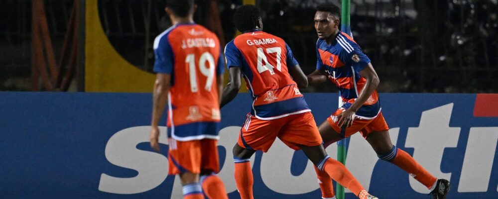 Algoz do Atlético, jogador do Puerto Cabello é convocado para Copa