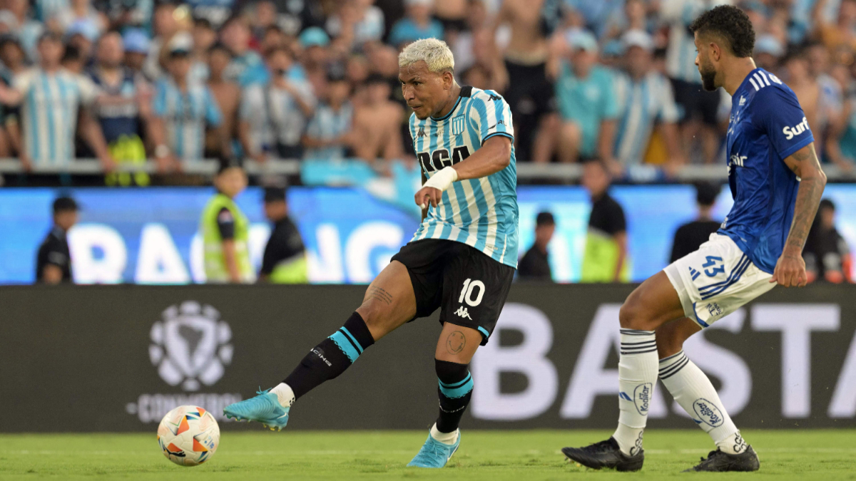 Algoz do Cruzeiro em final ataca técnico após não ser convocado para a Copa do Mundo