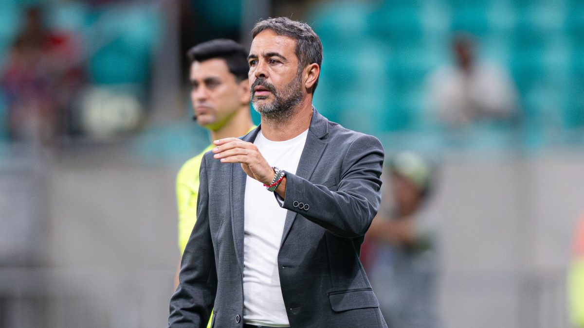 Artur Jorge comenta prioridades do Cruzeiro: ‘Não há margem para relaxamento’