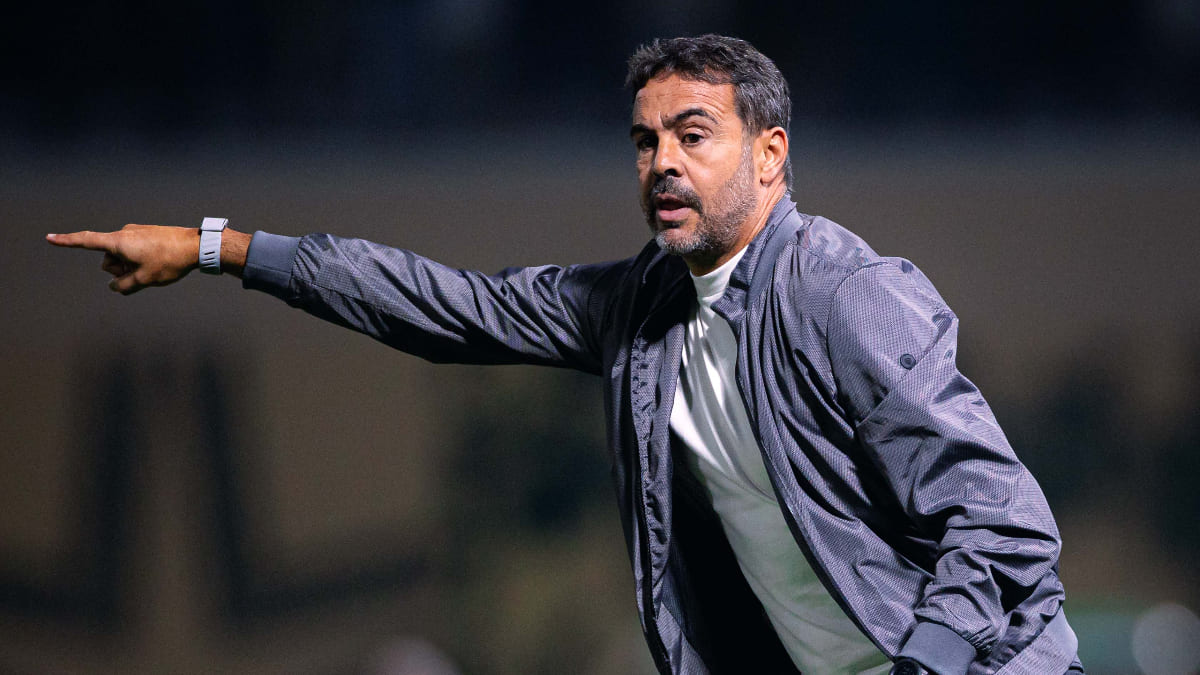 Artur Jorge indica o que faltou para vitória do Cruzeiro e exalta: ‘Fomos um adversário difícil’