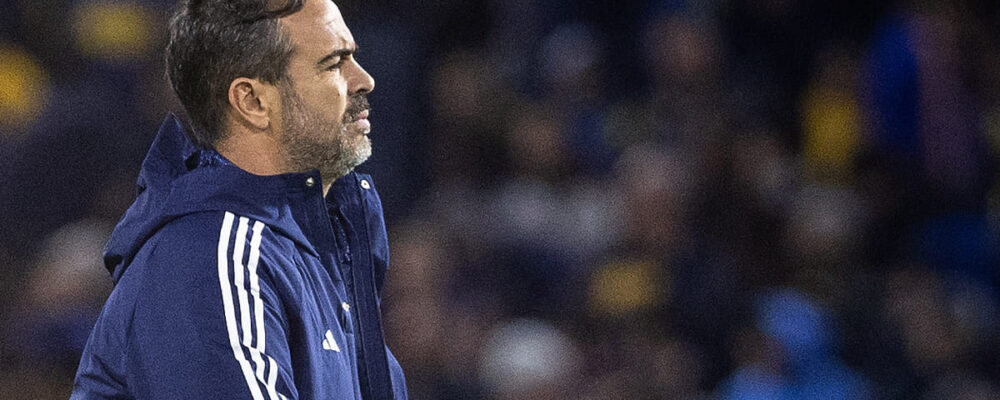 Artur Jorge lamenta expulsão em Cruzeiro x Boca: ‘Teríamos ganhado’