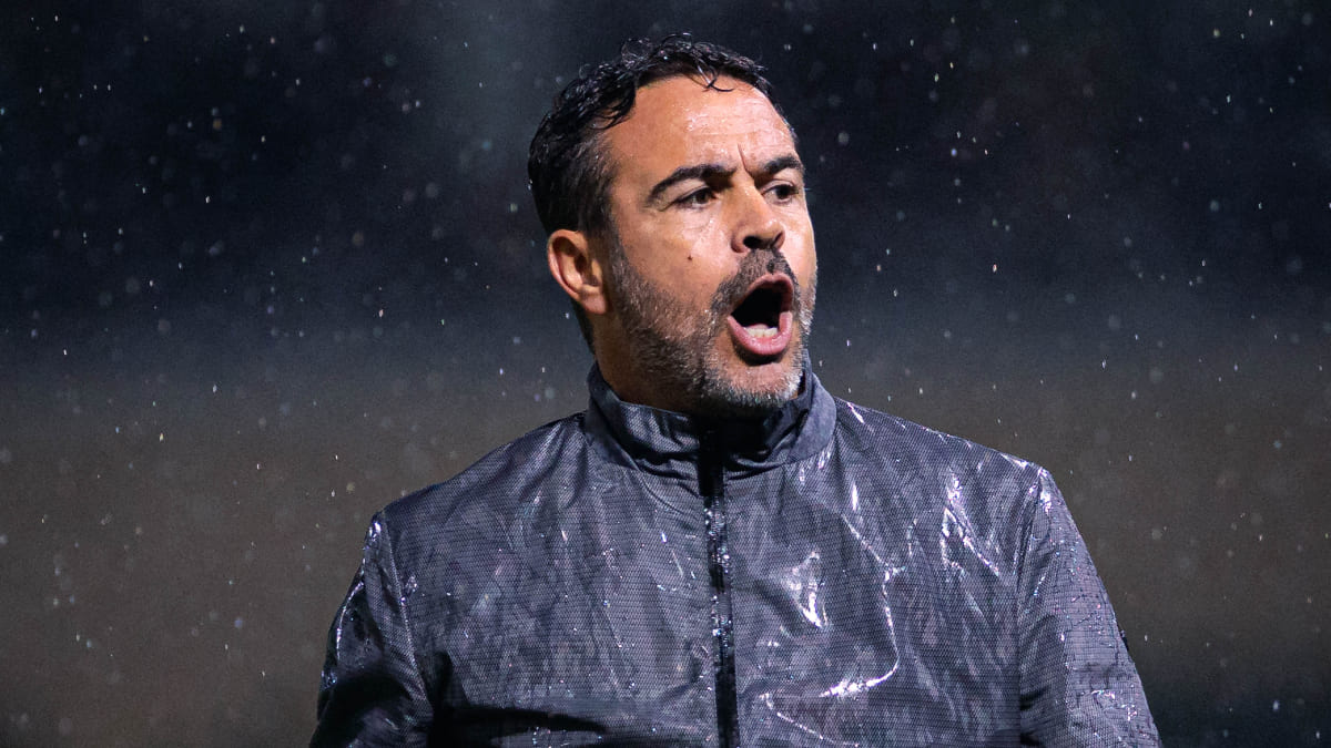 Artur Jorge revela desafio do Cruzeiro para temporada e satisfação com amostra