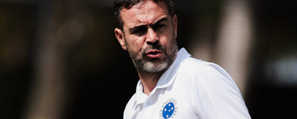 As opções de Artur Jorge para escalar o Cruzeiro diante do Atlético