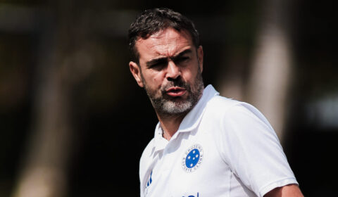 As opções de Artur Jorge para escalar o Cruzeiro diante do Atlético