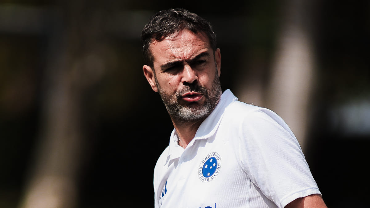As opções de Artur Jorge para escalar o Cruzeiro diante do Atlético