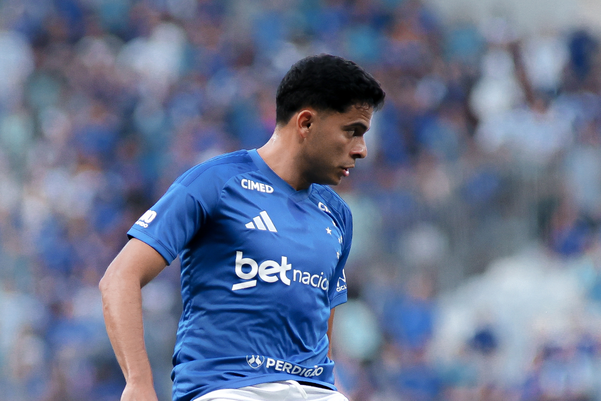 Atacante do Cruzeiro tem problema físico e não enfrenta a Universidad Católica
