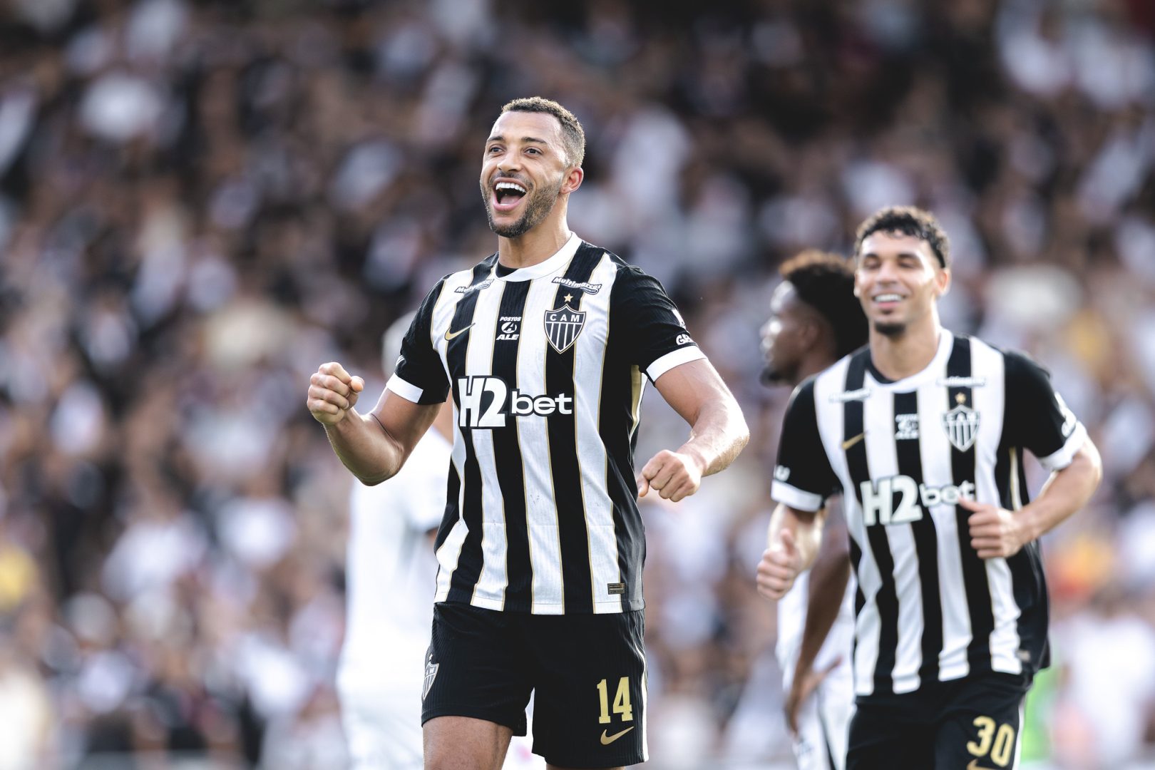 Atlético quebra jejum de sete anos e conquista quarta vitória em São Januário