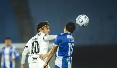 Atlético vai do céu ao inferno em minutos e só empata com Juventud na Sul-Americana