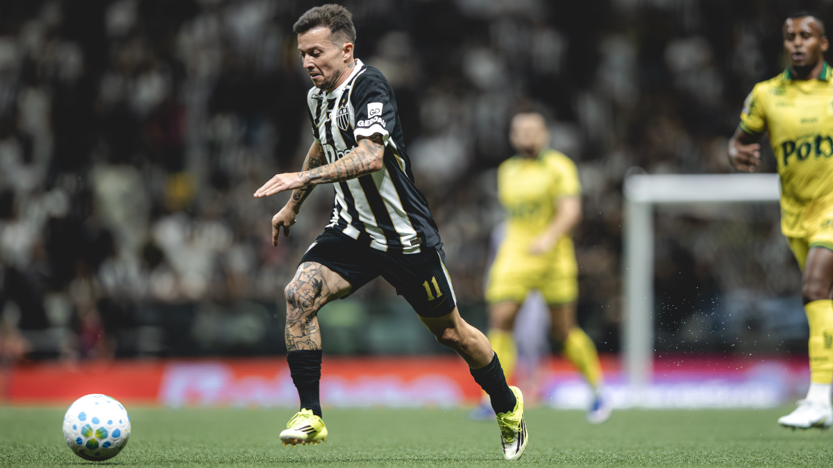 Bernard revela o que disse a Guilherme na chegada do coordenador ao Atlético