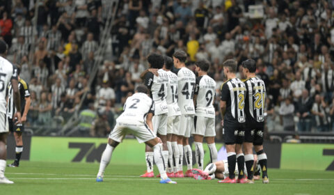 Campeões por Atlético e Corinthians reencontram ex-times