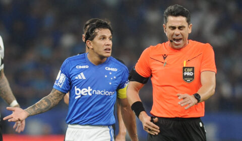 Capitão do Cruzeiro desabafa após derrota para o Atlético: ‘Entender a camisa’