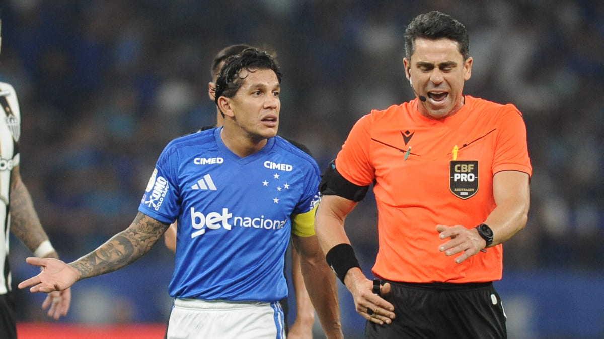 Capitão do Cruzeiro desabafa após derrota para o Atlético: ‘Entender a camisa’