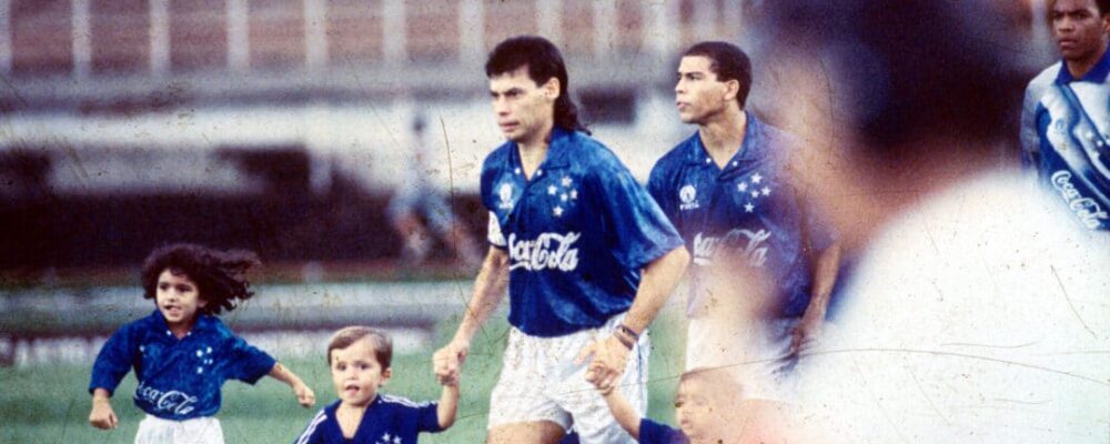 Capitão do Cruzeiro em vitória na Bombonera relembra gol e provocações: ‘Dão pontapés’