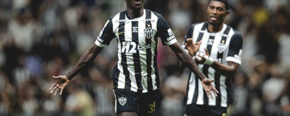 Cissé se redime, faz 1º gol pelo Atlético e é ovacionado pela torcida
