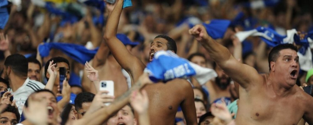 Com preços promocionais, Cruzeiro inicia venda de ingressos para jogo contra Chapecoense