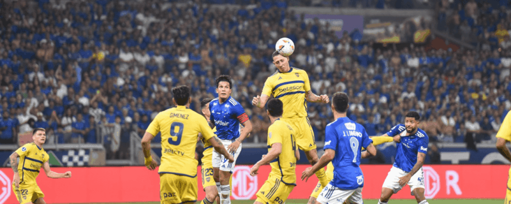 Conmebol multa Cruzeiro e ordena ações por ato de torcedor contra Boca Juniors