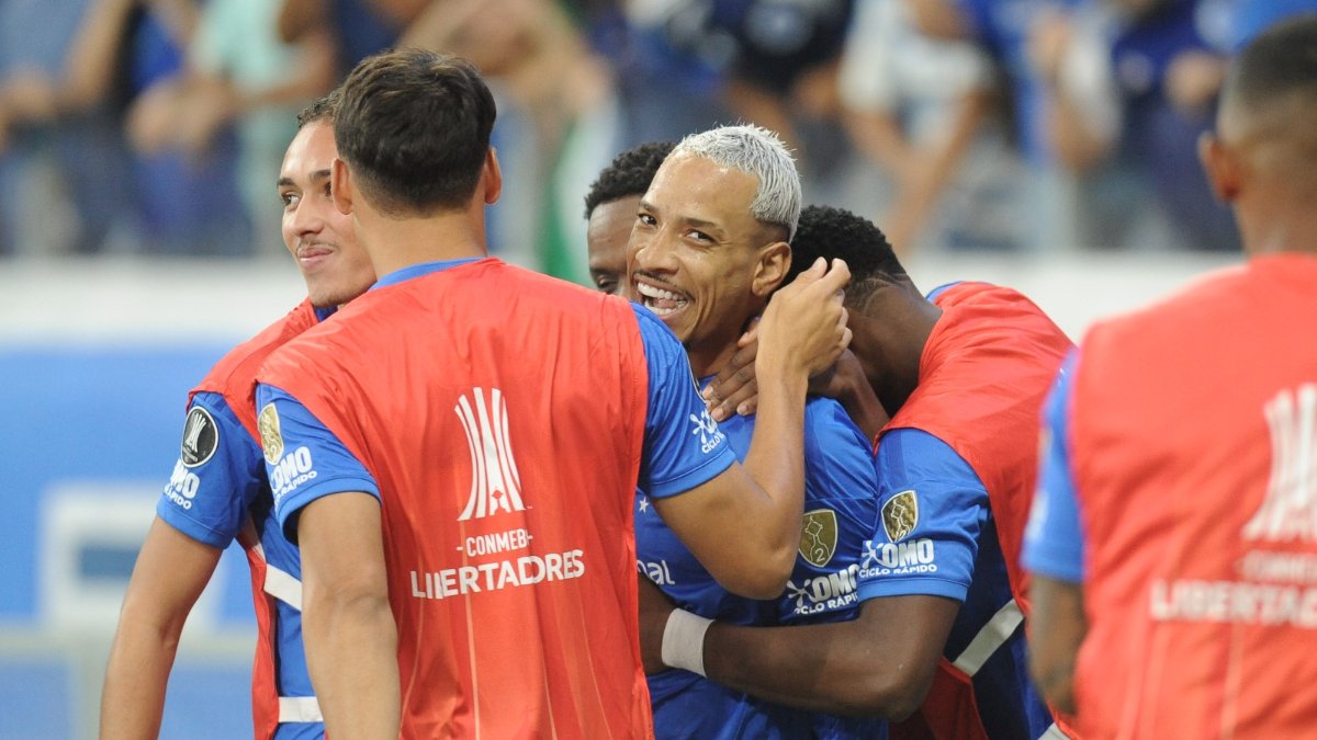 Cruzeiro 4 x 0 Barcelona: veja melhores momentos da goleada na Libertadores