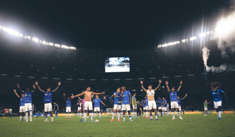 Cruzeiro aguarda maior público do ano em ‘decisão’ contra Barcelona e atualiza parcial