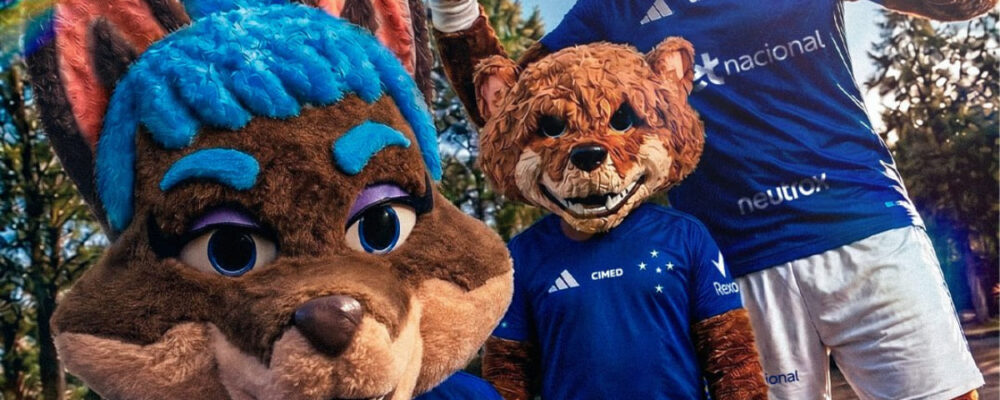 Cruzeiro apresenta à torcida nova mascote das Cabulosas