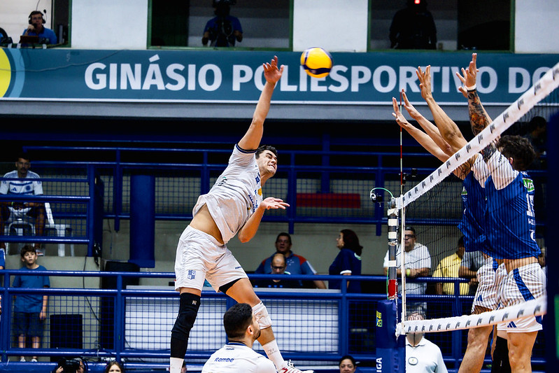 Cruzeiro bate Minas em melhor de três e vai à final da Superliga Masculina de Vôlei
