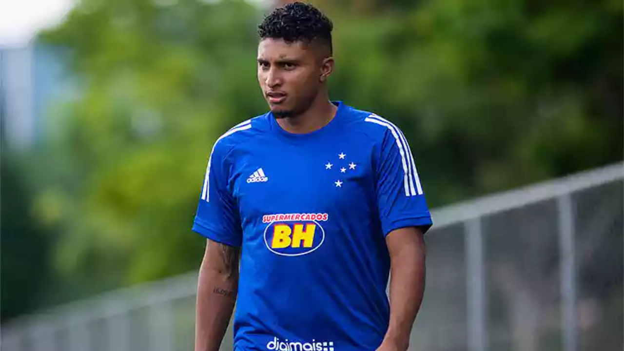 Cruzeiro de olho em valor milionário! Cria deve acertar com o Manchester United