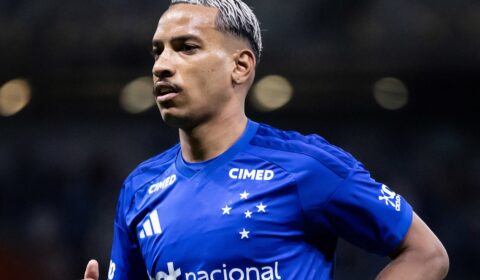 Em qual canal vai passar Cruzeiro x Barcelona hoje (28/5)?