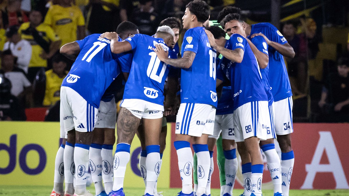 Cruzeiro vai a Salvador ameaçado de Z4, mas de olho na parte de cima; veja cenários