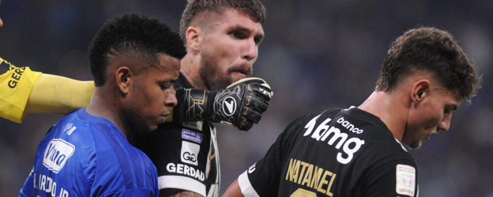 Cruzeiro x Atlético: veja possíveis punições para Kaiki, Arroyo, Lyanco e clubes