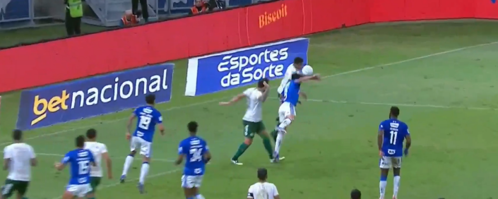 Cruzeiro x Chapecoense tem gol e pênalti anulados no finalzinho