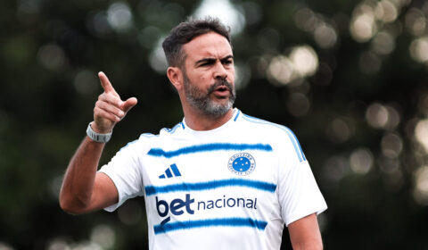 Dirigente do Cruzeiro revela planos para utilização da base com Artur Jorge