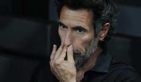 Domínguez compara Atlético a ‘eletrocardiograma’ e manda recado à torcida