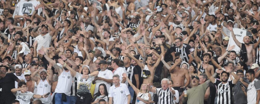 Domínguez se rende à torcida do Atlético: ‘Eles jogaram essa partida’