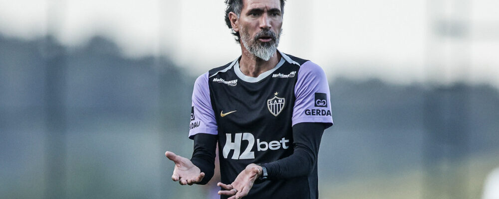 Dupla é liberada, e Domínguez ganha reforços para Atlético x Mirassol