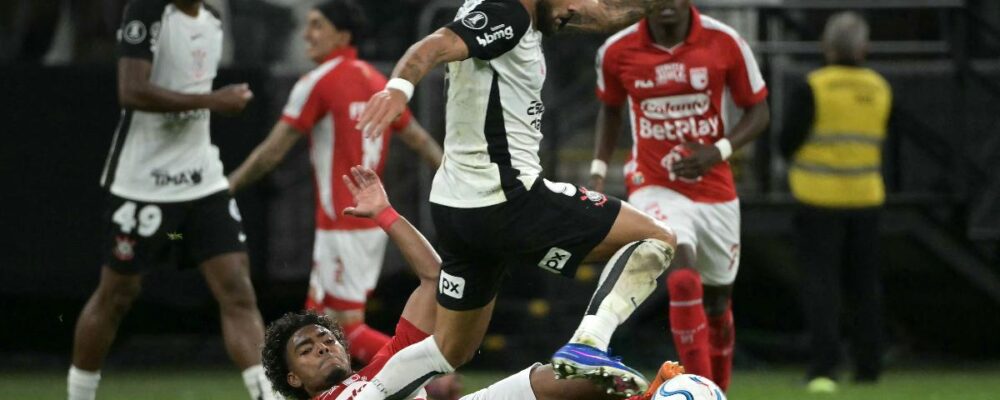 Em qual canal vai passar Santa Fe x Corinthians hoje (6/5)?
