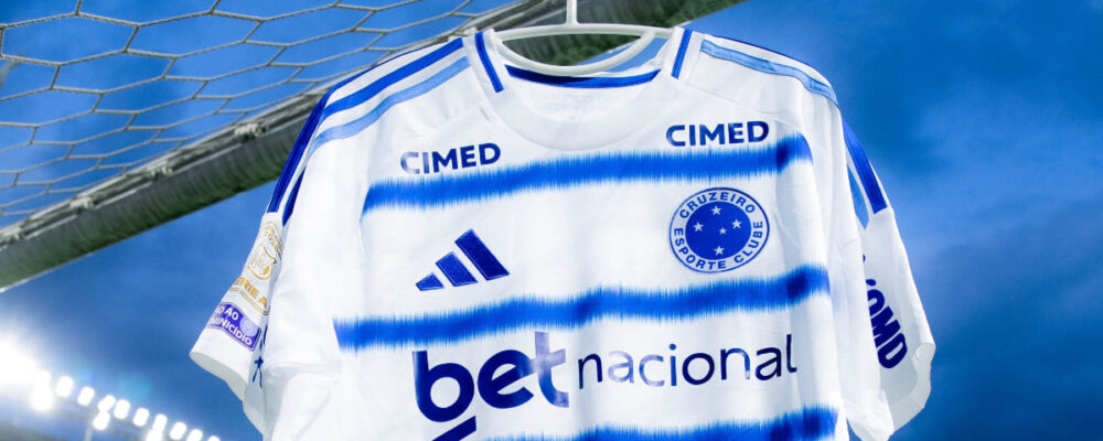 Escalação do Cruzeiro: Artur Jorge altera duas peças e aciona força máxima contra Palmeiras